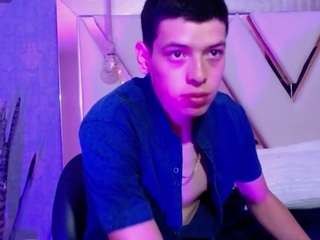 domiinate Sex Cam Show