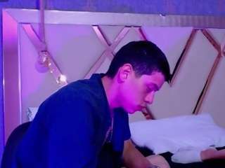 domiinate Sex Cam Show