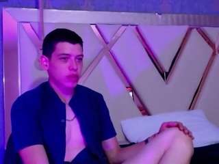 domiinate Sex Cam Show