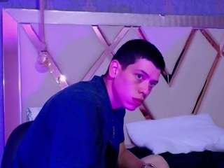 domiinate Sex Cam Show