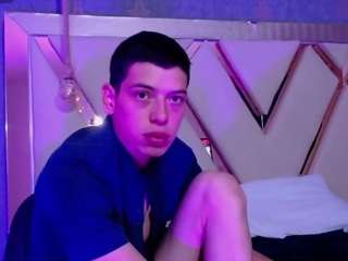 domiinate Sex Cam Show