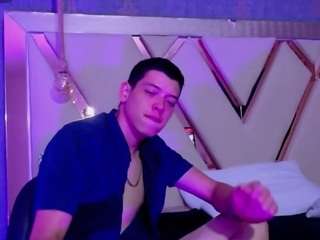 domiinate Sex Cam Show