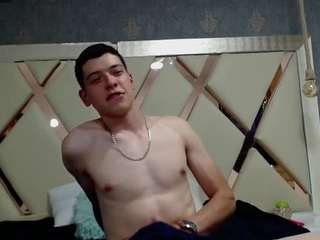 domiinate Sex Cam Show