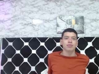 domiinate Sex Cam Show
