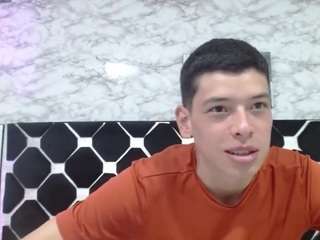 domiinate Sex Cam Show