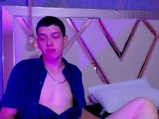 domiinate Sex Cam Show