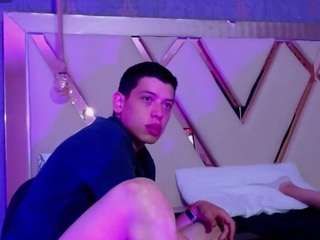 domiinate Sex Cam Show