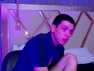 domiinate Sex Cam Show
