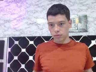 domiinate Sex Cam Show