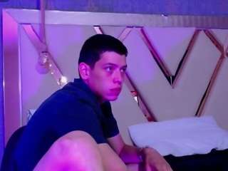 Domiinate live webcam show