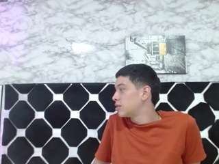 Domiinate live webcam show