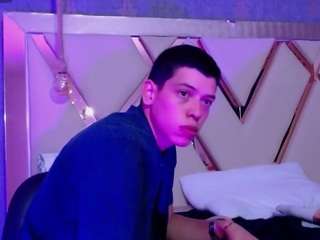 Domiinate live cam preview
