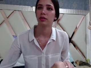 Domiinate live cam preview