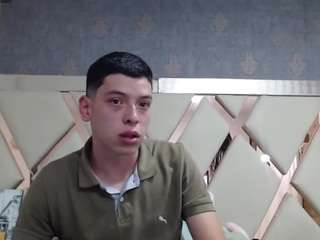 Domiinate live cam preview