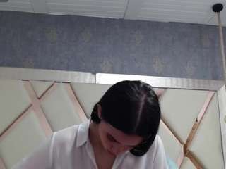 Domiinate live cam preview
