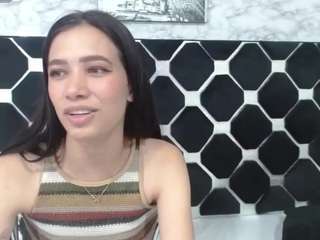 Domiinate live cam preview