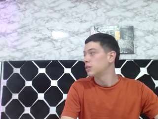 Dominate_alisson