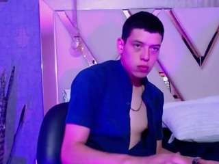 Dominate_alisson