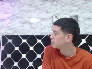 Dominate_alisson