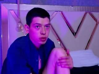Dominate_alisson