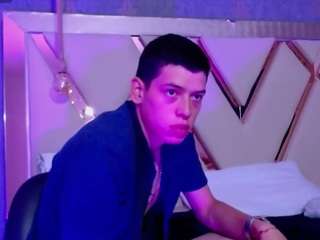 Dominate_alisson