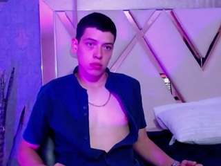 dominate-alisson Sex Cam Show