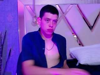 dominate-alisson live webcam show