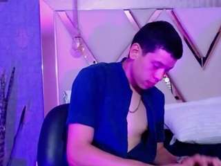 dominate-alisson live webcam show