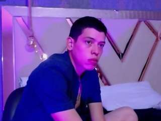 dominate-alisson live webcam show