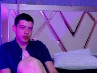 Dominate_alisson live webcam show