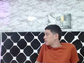 Dominate_alisson live webcam show
