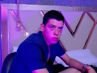 Dominate_alisson