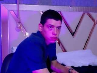 Dominate_alisson