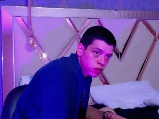 Dominate_alisson live cam preview