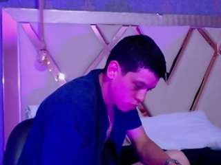 Dominate_alisson