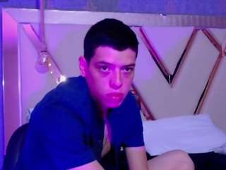 Dominate_alisson live cam preview