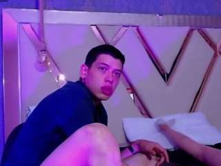 Dominate_alisson live cam preview