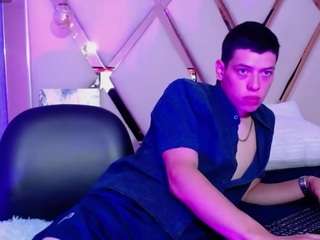 Dominate_alisson