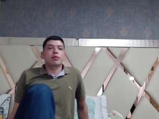 Dominate_alisson live cam preview