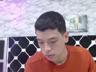 Dominate_alisson live cam preview