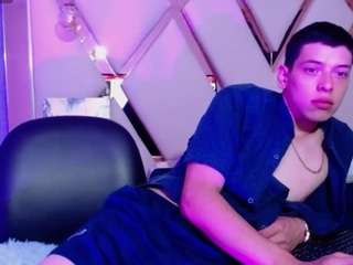 Dominate_alisson
