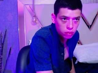 Dominate_alisson