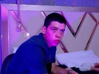 Dominate_alisson