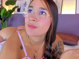 KayleeScott's Live Sex Cam Show