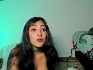 lola-leah's live room