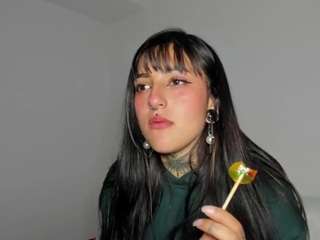 lola-leah