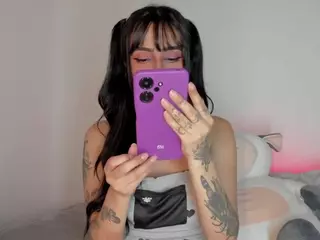 lola-leah's Live Sex Cam Show