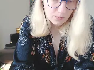 kiratarot's Live Sex Cam Show