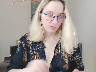 kiratarot's Live Sex Cam Show