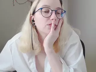 kiratarot's Live Sex Cam Show